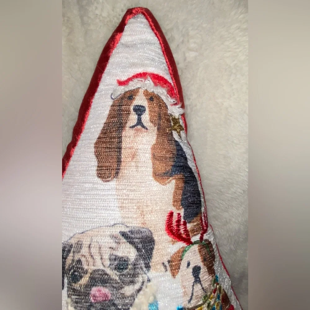 Martha Stewart Holiday Christmas Dogs Print Throw Pillow Triangle Dopamine